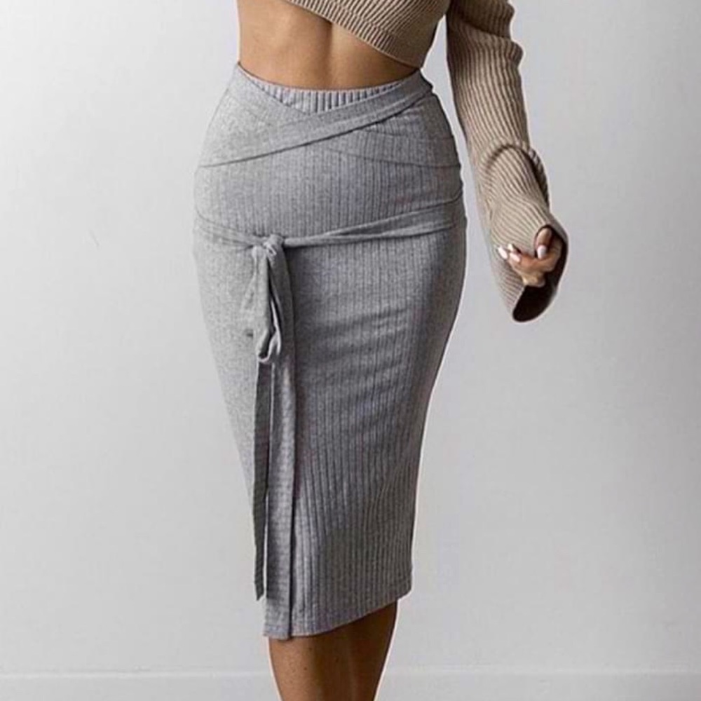 Brand new grey fitted pencil style